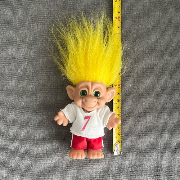 Vintage Yellow Haired Sports Fan/Athlete Forest Troll Doll - Picture 7 of 7